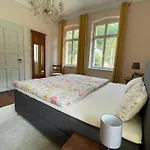 Apartment Luxurioese Fewohnung Felsenblick *