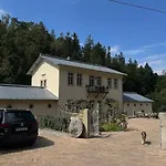 Appartement Luxurioese Fewohnung Felsenblick